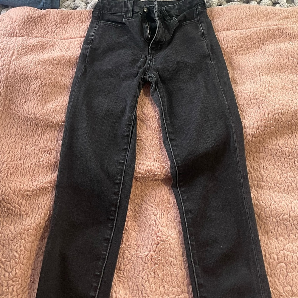American eagle high rise black skinny jeans.